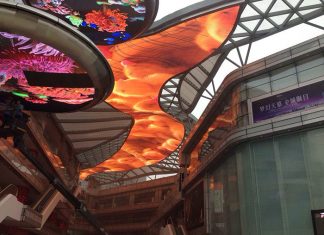 Gtek Creative LED Flying Ribbon Gracing Zhengzhou HuiYi Times Square