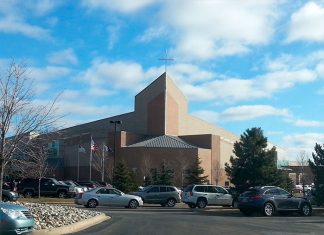 Woodside Bible Church’s Newest Campus Opens with VARIAi