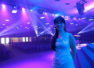 Nereen Bradshaw Creates Beautiful Lighting at Maranatha Church