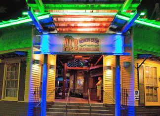 Najafi Design Creates Outdoor Paradise with CHAUVET Professional and ILUMINARC