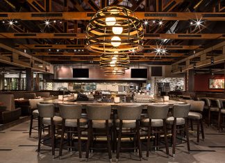 Bose Installed at J. Alexander’s Restaurant