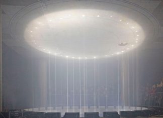 Robe at the Epicenter of Signal Festival