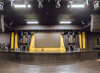 D.A.S. Audio Sound System Keeps the Energy High at the Rumba Room Live