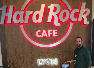 New Hard Rock Café Enjoys The Yamaha Touch
