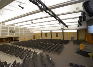 Maranatha Church in Forest Lake, Minnesota, Chooses Bose Professional RoomMatch System