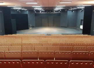 Divadlo Mir Theatre Receives CHAUVET Professional Ovation Overhaul