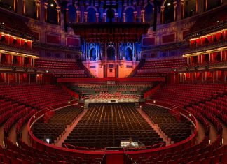 Dynacord Hits Albert Halls