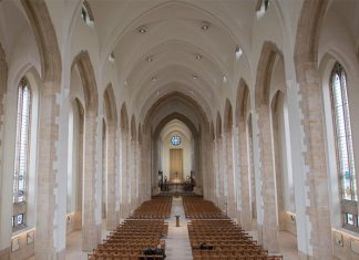 K-arrays Blends in Guildford Cathedral