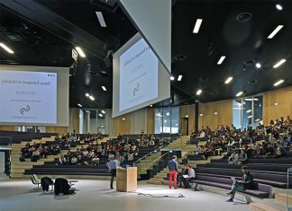 Digital Projection Enhances CentraleSupélec