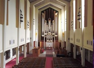 Claremont Church Reaches Every Pew with Renkus-Heinz