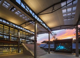 Northern Beaches Christian School Goes dLive