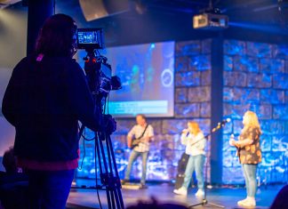 Hitachi HDTV Cameras Enable Quality and Volunteer-Friendly Operation for Oak Ridge Baptist Church