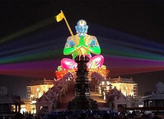 Christie Crimson and Griffyn Series laser projectors illuminate 216-foot Statue of Equality in India