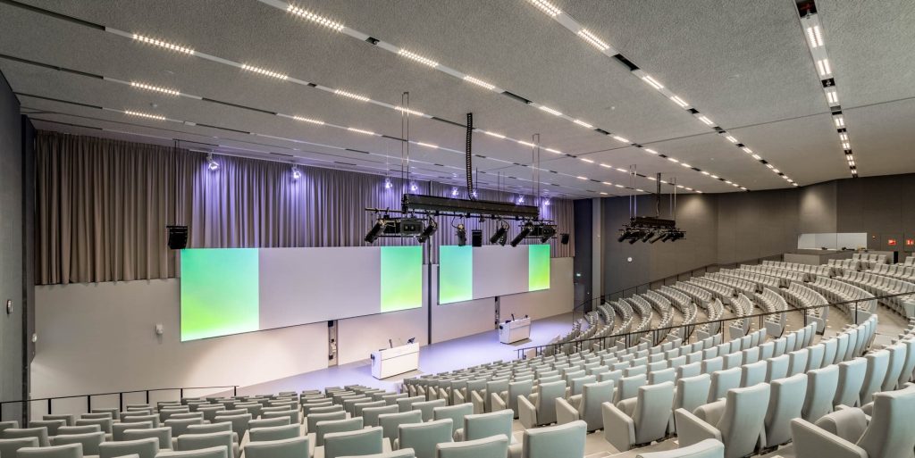 Lightware ensures connectivity for leading universities