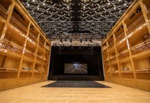 Shakespeare Theatre Gdansk invests in Robe T1 Profiles