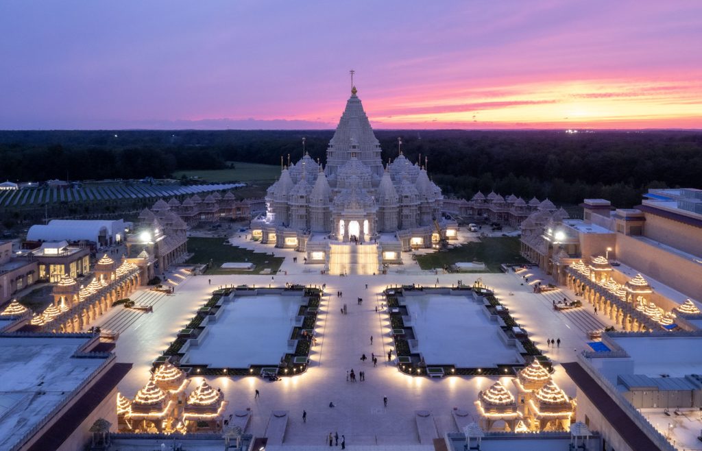 Riedel powers media infrastructure at the USA’s largest Hindu Temple Reidel-BAPS_Robbinsville-exterior