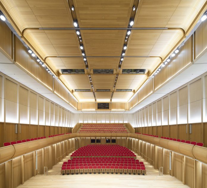 WEB_Sohmen Concert Hall, Stephen A. Schwarzman Centre for the Humanities, University of Oxford. Photograph © Hufton + Crow